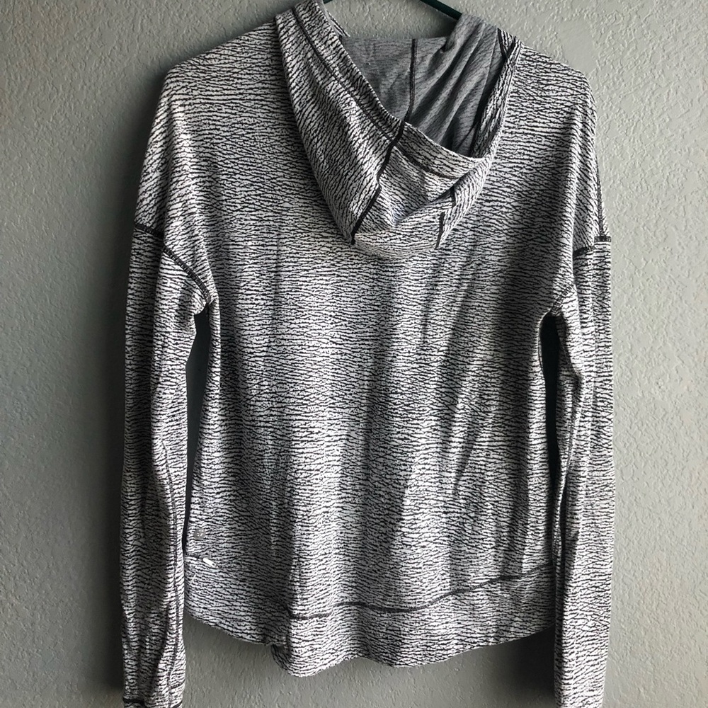 Lululemon Cropped Hoodie
